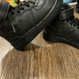 Toddler Black Air Force 1s
